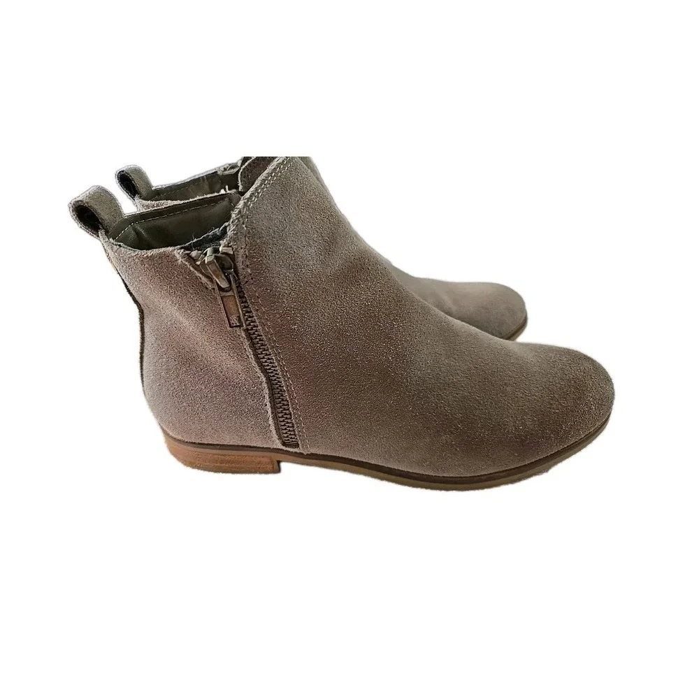 Steve Madden Womans Ankle Boots Reyyna 7.5 Leather‎ Uppers